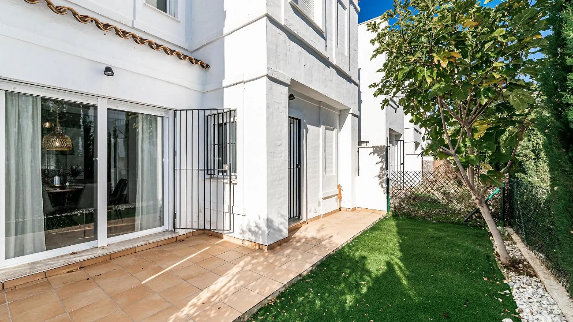 New Cozy Three Bedrooms Duplex In Los Naranjos Marbella
